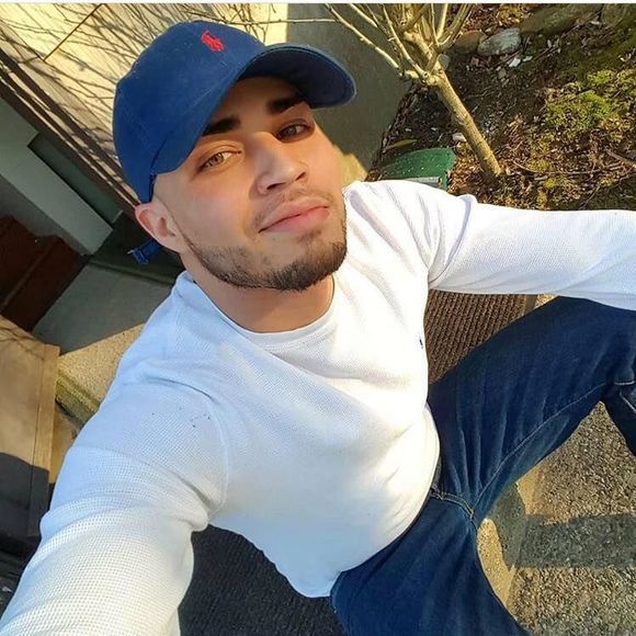 Meet your Posher, Danny - Picture 1 of 1